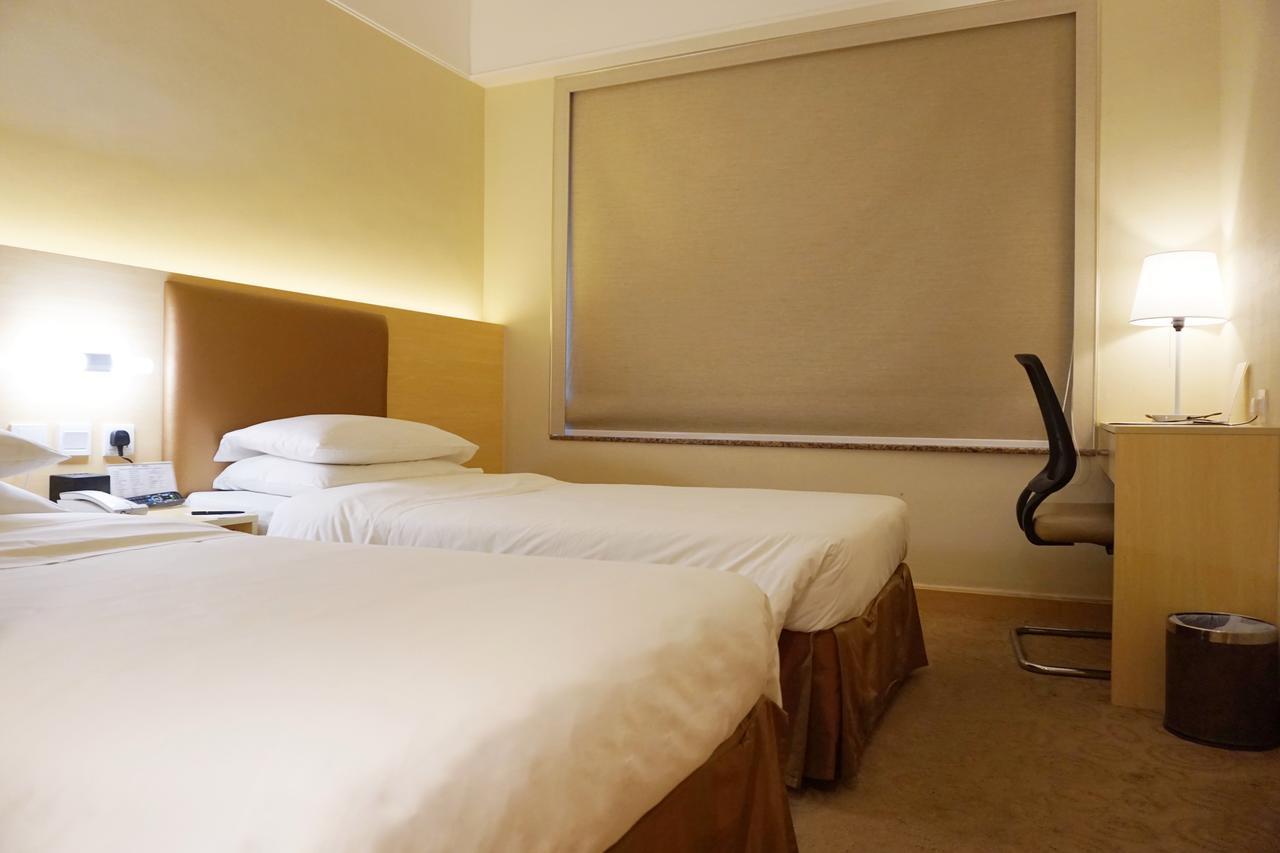 The South China Hotel ฮ่องกง ภายนอก รูปภาพ